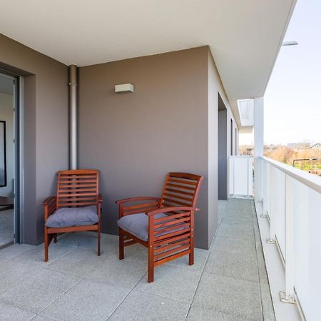 Le Rio, Appartement Avec Terrasse & Parking 렌 외부 사진