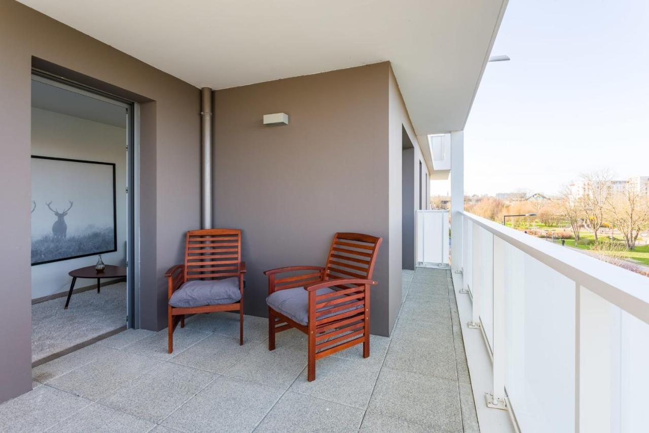 Le Rio, Appartement Avec Terrasse & Parking 렌 외부 사진