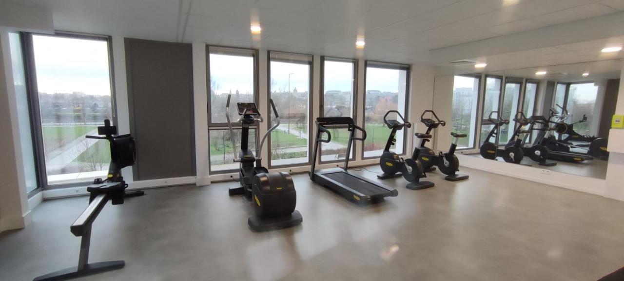 Le Rio, Appartement Avec Terrasse & Parking 렌 외부 사진